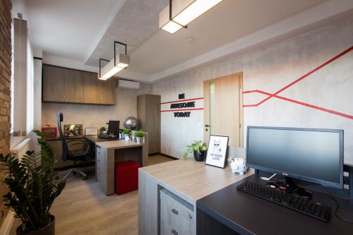 TORTER IRODA I BÚTORGYÁRTÁS I 2018 Bútorgyártás I IRODA I 2018